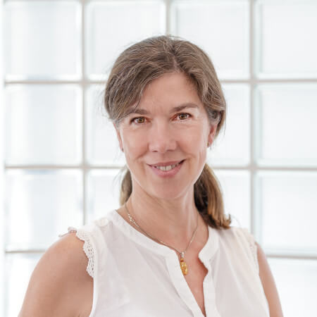 Sabine Schmid-Zeller Oralchirurgie Germering